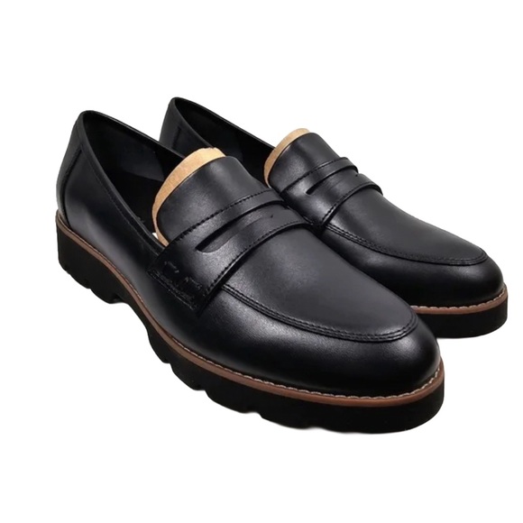 Vionic Shoes - Vionic Women's Cheryl II Leather Loafers Navy Sz Chunky Lug Sole Sz 9.5 NIB